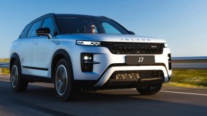 Новинка российского рынка в стиле Range Rover - каким будет новый Jeland J7