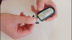СМАРТ-КЛЮЧ 🛠️ разборка и замена элемента питания // батарейки ключа GEELY ATLAS // ДЖИЛИ АТЛАС