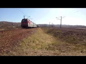 Электровоз 3ЭС5К-531 «Ермак» с грузовым поездом.