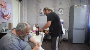 Подвал Ильича _Рукожоп все поранял_пьем газировку пока не обосымся
