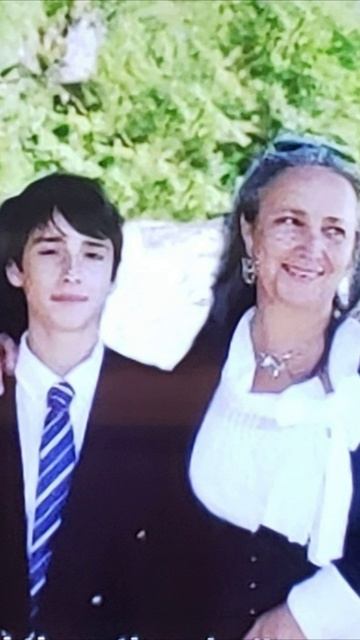В один миг обнулил свою идеальную семью и скрылся