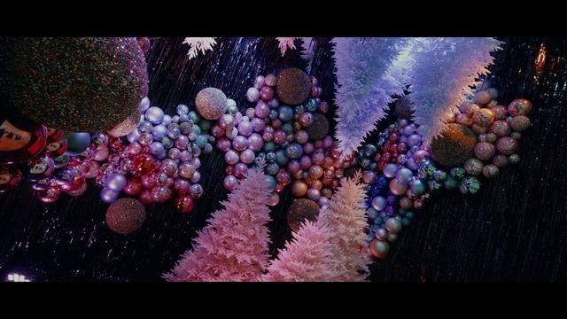ChristmasBox Podarki – комната в стиле фанк