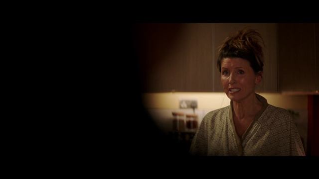Поднимаясь со дна (Вверх дном) 1 сезон 6 серия (сериал, 2019)