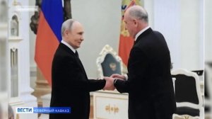Президент наградил главу КЧР орденом «За заслуги перед Отечеством»