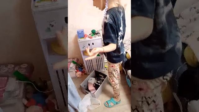 делаю порядок в комнате чееееек смотреть онлайн
