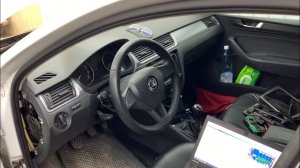 Skoda rapid 2018 не работает вентилятор печки и подогрев сидений