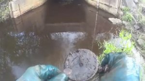 КРУТАЯ РЫБАЛКА У ЦРБ В ЦЕНТРЕ.ТУТ И ДЕНЬГИ И МОЛОТКИ.ДА ЧЕГО ЗДЕСЬ ТОЛЬКО НЕТ!