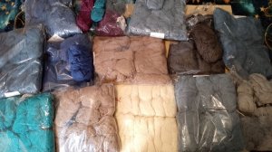 Получила пряжу итальянский сток для Жилетов и нос очков ребятам.