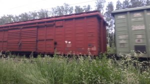 Наш тепловоз летит вперёд.
