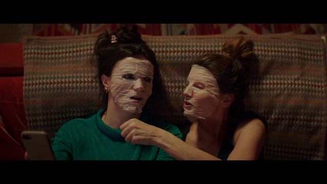 Поднимаясь со дна (Вверх дном) 1 сезон 2 серия (сериал, 2019)