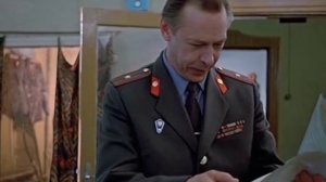 Инспектор ГАИ 1982 г.  -Ну, как он? Отстреливался, да? Отстреливался! Что бы такой мафиози...