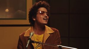 Bruno Mars, Anderson .Paak, Silk Sonic - Leave the Door Open