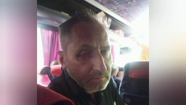 Украина благодарит. Ветерана повязали каратели на улице и отвезли в обезьянник. Там избили так, чт смотреть онлайн