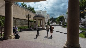 Кисловодск. После дождичка, утренняя прогулка по городу. Курортный бульвар, пр. Ленина. 3 часть