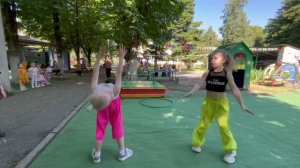 Замужем/ танцпол везде/ тополиный пух или нескучное будни в детском саду.