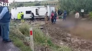 В Турции разбился автобус с туристами.

Четыре человека погибли и еще 16 получили ранения.