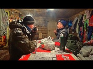 Ночь в тайге! Навестили таёжную избу. Трудная дорога, но это того стоило! Кум Алексей снова в деле=)