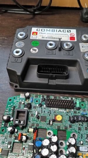 Электропогрузчик JAC CPD20 Ремонт блока управления zapi combiac 0 fc-5165-inv.