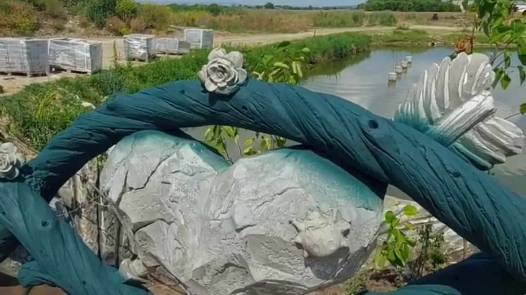 покраска забора из  арт бетона. идеи оформления забора.парк Еленовка.