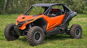 CFMOTO ZFORCE Z10 EPS Лютая Пушка-Гонка, Обзор и Тест-Драйв