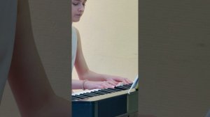 «Колыбельная Беллы» из к/ф «Сумерки» исполняет Елизавета Макаренкова
