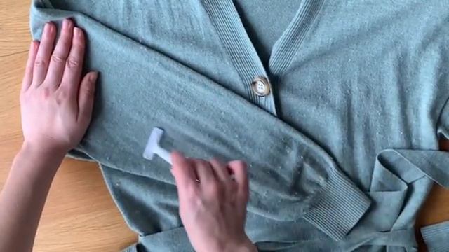 Как убрать катышки на одежде: быстро и бесплатно с помощью бритвы смотреть онлайн