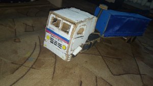 Камаз дальнобойщиков из картона. Самодельная модель