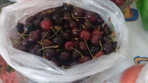 Ейск. Пиленгас, черешня - цены и йогурт, сыр, огурцы, помидоры грудинка - мои покупки