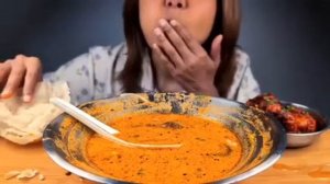 Мукбанг вегетарианский суп с лапшой Еда на камеру