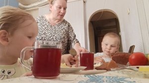 ОБЕДАЕМ С ДЕТЬМИ НА СЪЁМНОЙ КВАРТИРЕ.