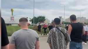 В Краснодаре мужчина с ножом напал на посетителей в ТЦ