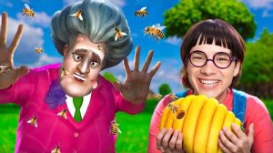 ПЧЕЛИНЫЙ ПРАНК НАД ЗЛОЙ УЧИЛКОЙ!😂 МЕСТЬ ЗА ВСЕ ДВОЙКИ!🤣 SCARY TEACHER😱