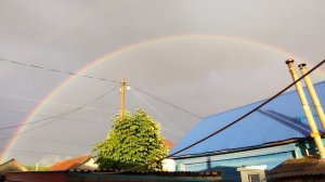 В нашей местности появилась двойная радуга.