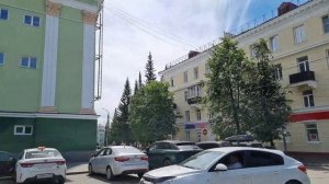 Эфир с прогулкой по городу пешком и на машине