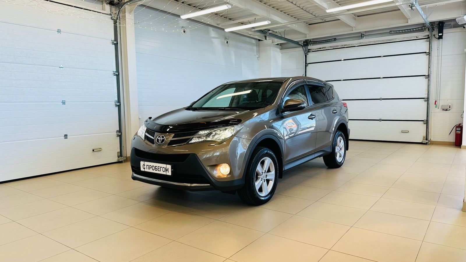 Toyota RAV4  2013 год