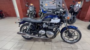 Triumph Bonneville SE 8035