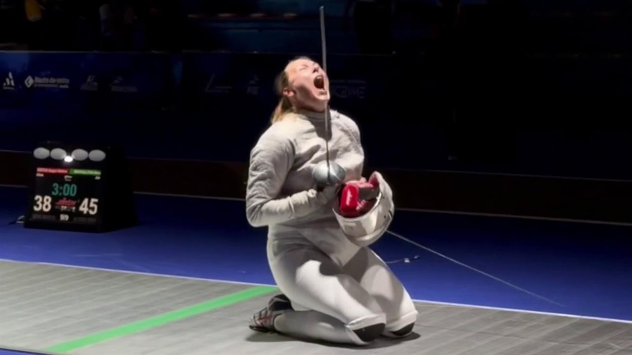 Российские саблистки выиграли командный турнир на Чемпионате Европы. смотреть онлайн
