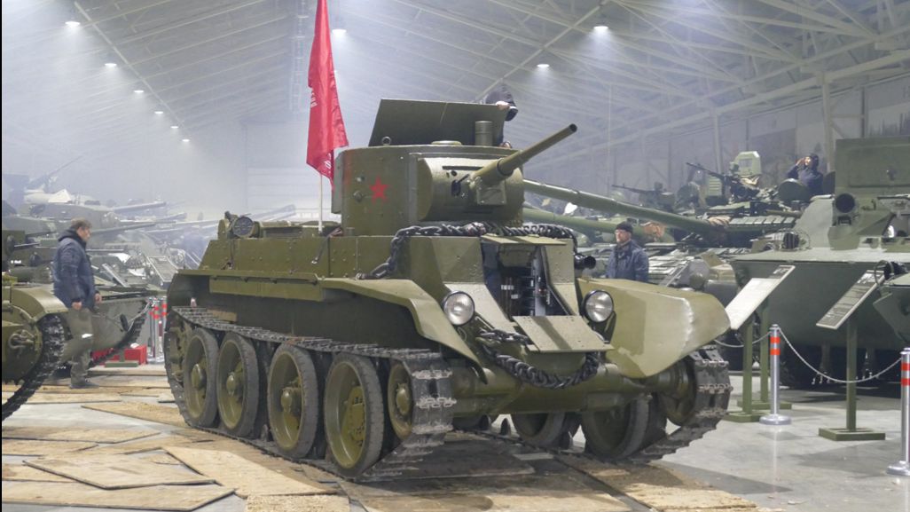 Танк БТ-7 на репетиции, Музей отечественной военной истории, 7 мая 2024