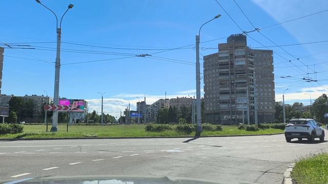 Ситуация на вторичке , пристегивайтесь смотреть онлайн