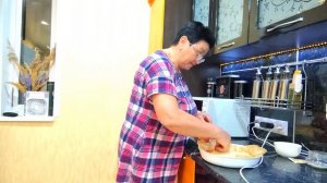 ЖИЗНЬ В СЕЛЕ: ПИРОГ С КЛУБНИКОЙ