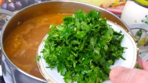 Настоящий грузинский харчо! Это симфония вкуса, это грузинское гостеприимство, традиции. Обожаю его!