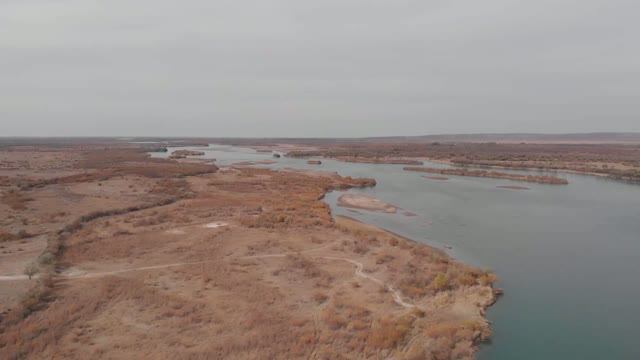 ТАКАЯ РЫБАЛКА РАЗ В ГОД смотреть онлайн