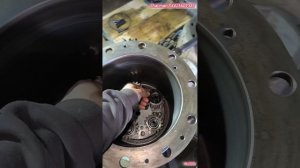 Как собрать бортовой (планетарный) редуктор со ступицей на а/м Шакман Ф3000 с мостом Hande Axle 7131