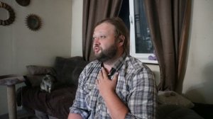 Честный труженик из глуши читает комментарии зрителей ПОДВАЛ ИЛЬИЧА