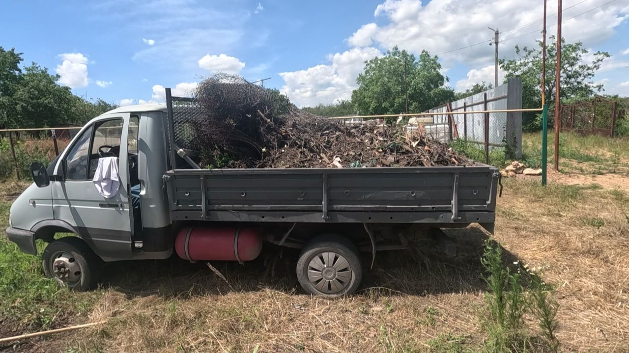 Наконец-то : Вывоз мусора с участка ГАЗЕЛЬЮ.