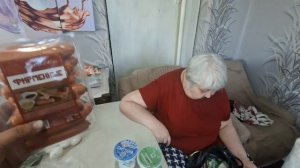 Подвал Ильича_Потратила 15ю пенсию _пердун обожрал весь дом_