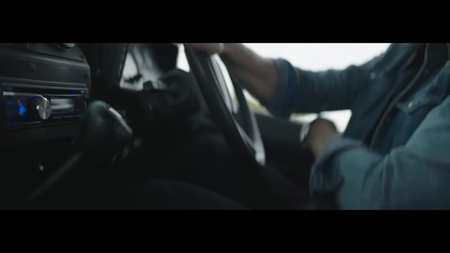 Shawn Mendes - There's Nothing Holdin' Me Back (Official Music Video) смотреть онлайн