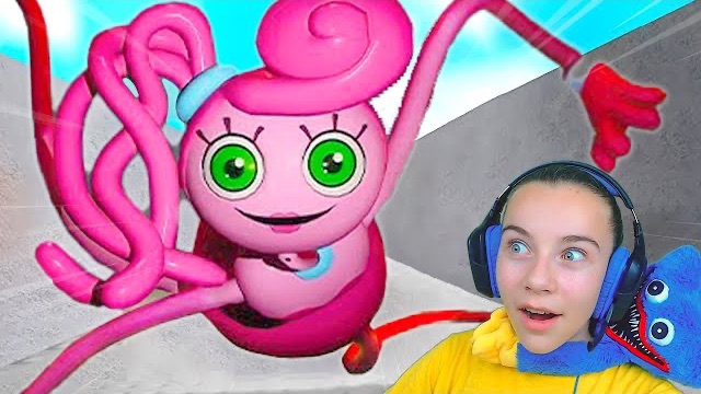 МАМА ДЛИННЫЕ НОГИ хочет ИГРАТЬ! Poppy Playtime Chapter 2 смотреть онлайн