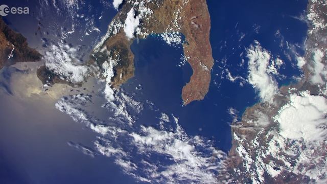 Земля из космоса в 4к. Пролёты МКС над континентами Земли, новейшие снимки. VITA mission. ESA 2018