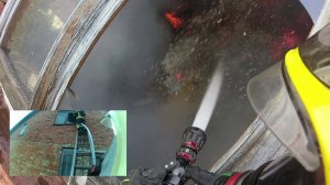 Удар молнии в крышу дома / lightning strike .LV бьет окна.